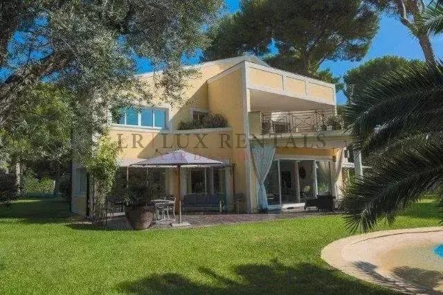 Villa en Fontmerle, Antibes, Francia 2 - 15628179