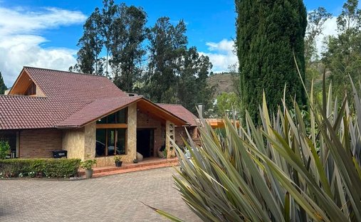 House in Chordeleg, Azuay, Ecuador 1