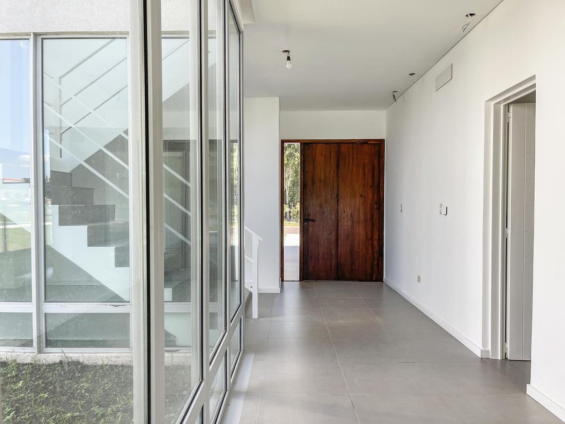 House in Tigre, Buenos Aires Province, Argentina 2 - 18661144