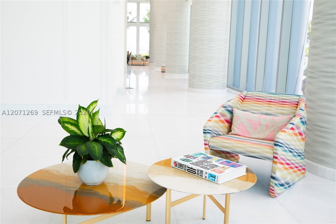 Condo in Miami, Florida, United States 5 - 18666931