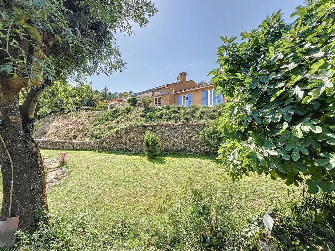 Villa in Cotignac, Provence-Alpes-Côte d'Azur, France 1 - 16301740