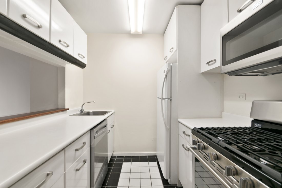 New York, New York, United States 4 - 18664358