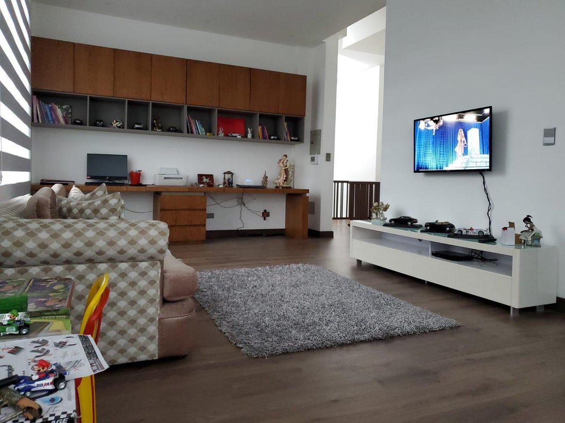 House in Quito, Pichincha, Ecuador 2 - 18661501