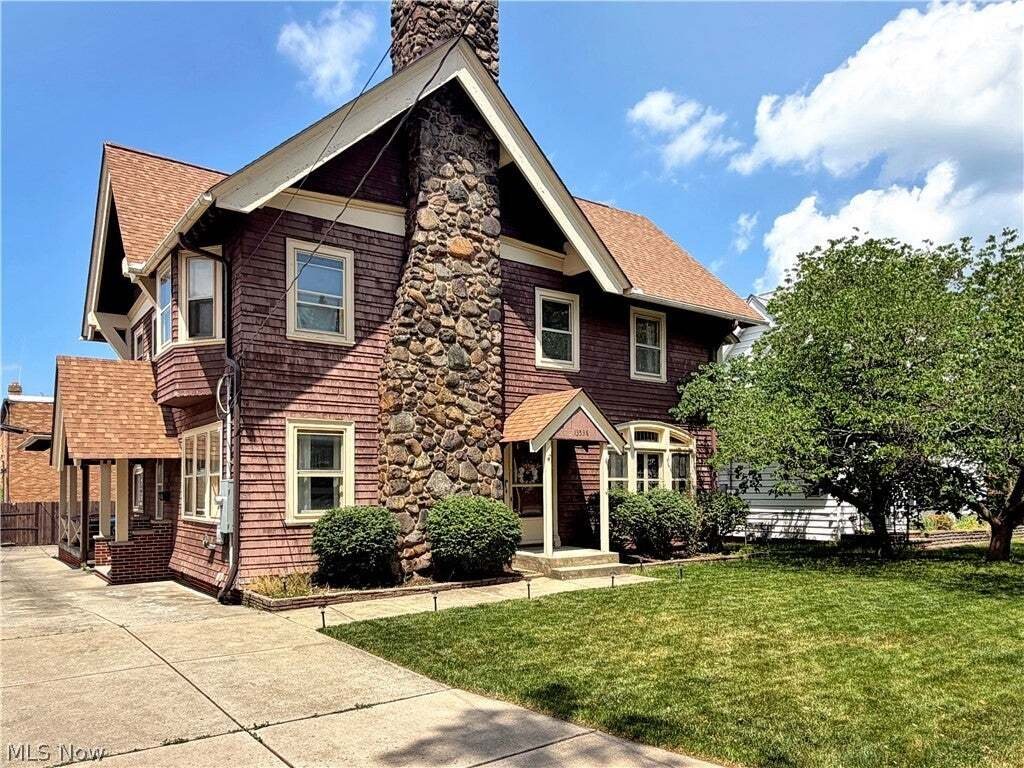 House in Lakewood, Ohio, United States 1 - 17857919