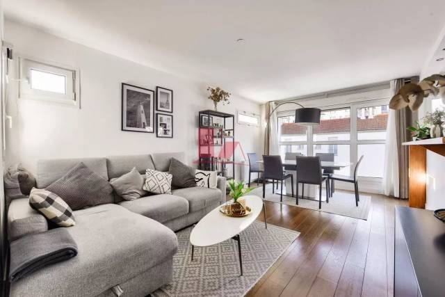 Apartment in Espaces Jeunes, Issy-les-Moulineaux, France 1 - 16983314