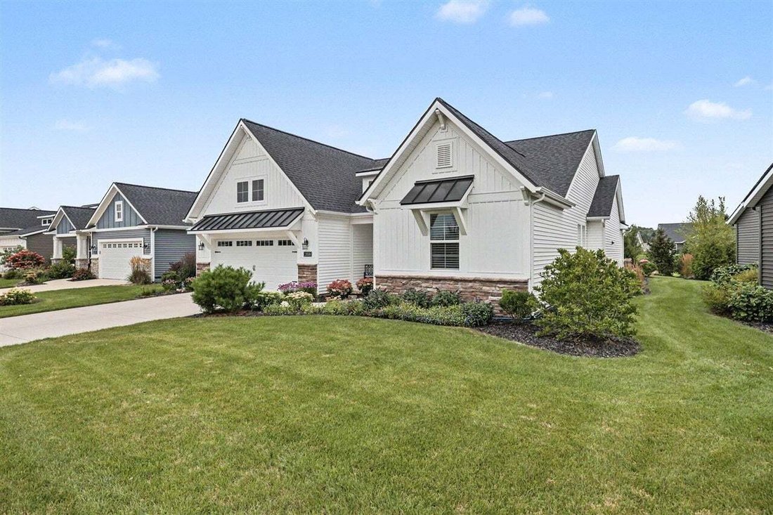 Condo in Plainfield charter Township, Michigan, United States 2 - 18662449