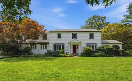 House in Muttontown, New York, United States 1