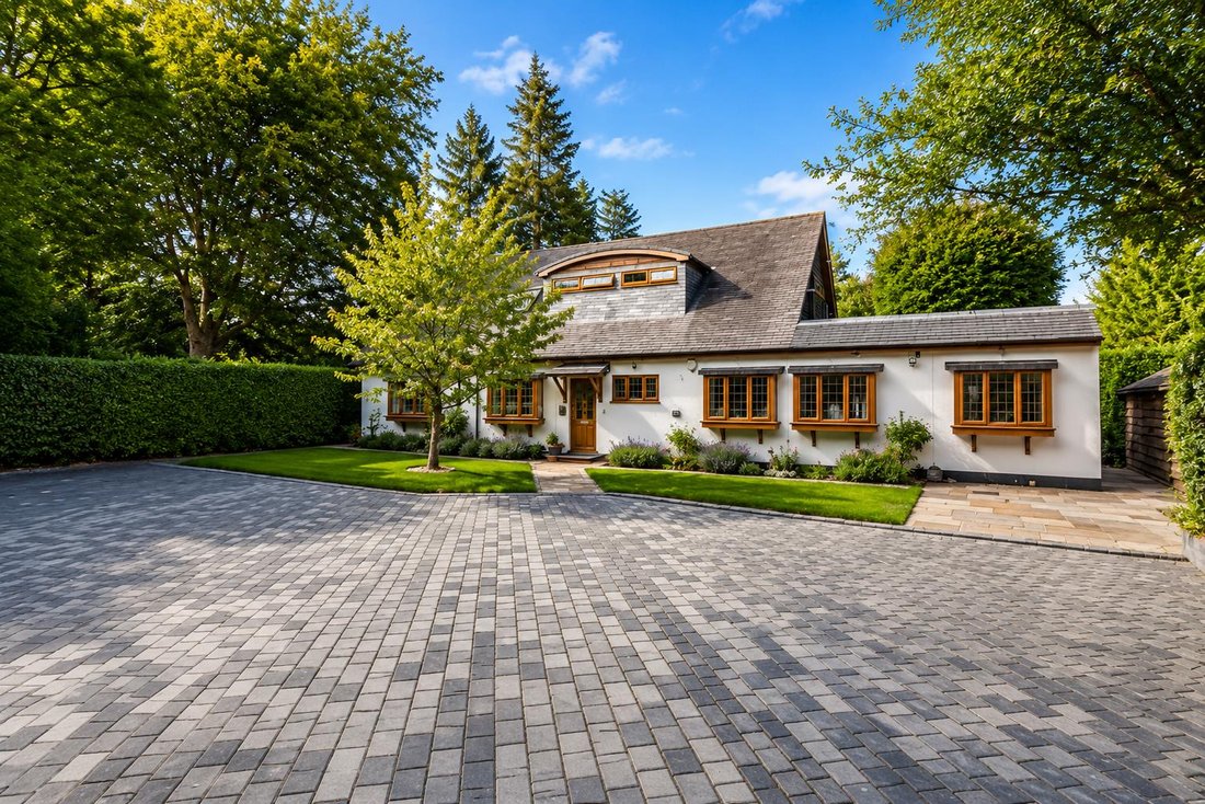 Haus in Woodmansterne, Reigate and Banstead, England 2 - 18433634