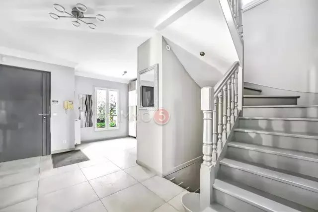 House in Thiers, Le Raincy, France 3 - 16562751