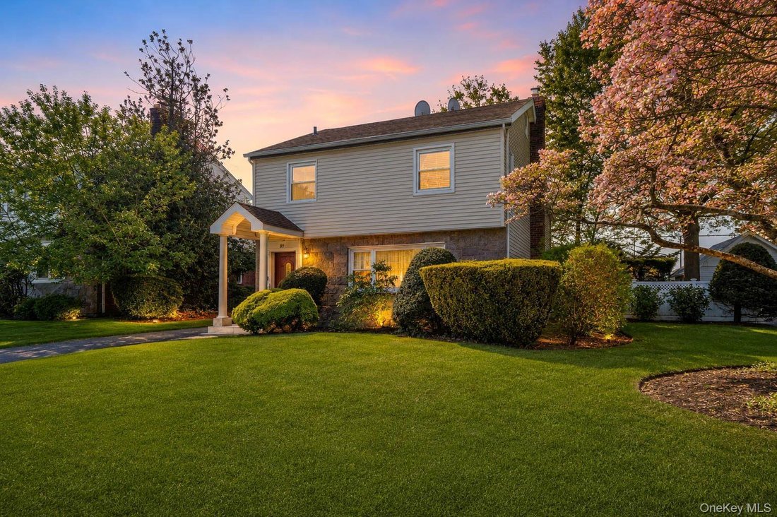 House in Malverne, New York, United States 1 - 17918066