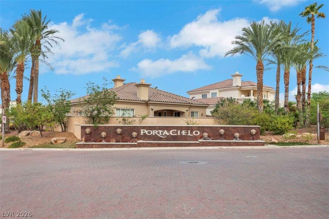 House in Henderson, Nevada, United States 3 - 18662811