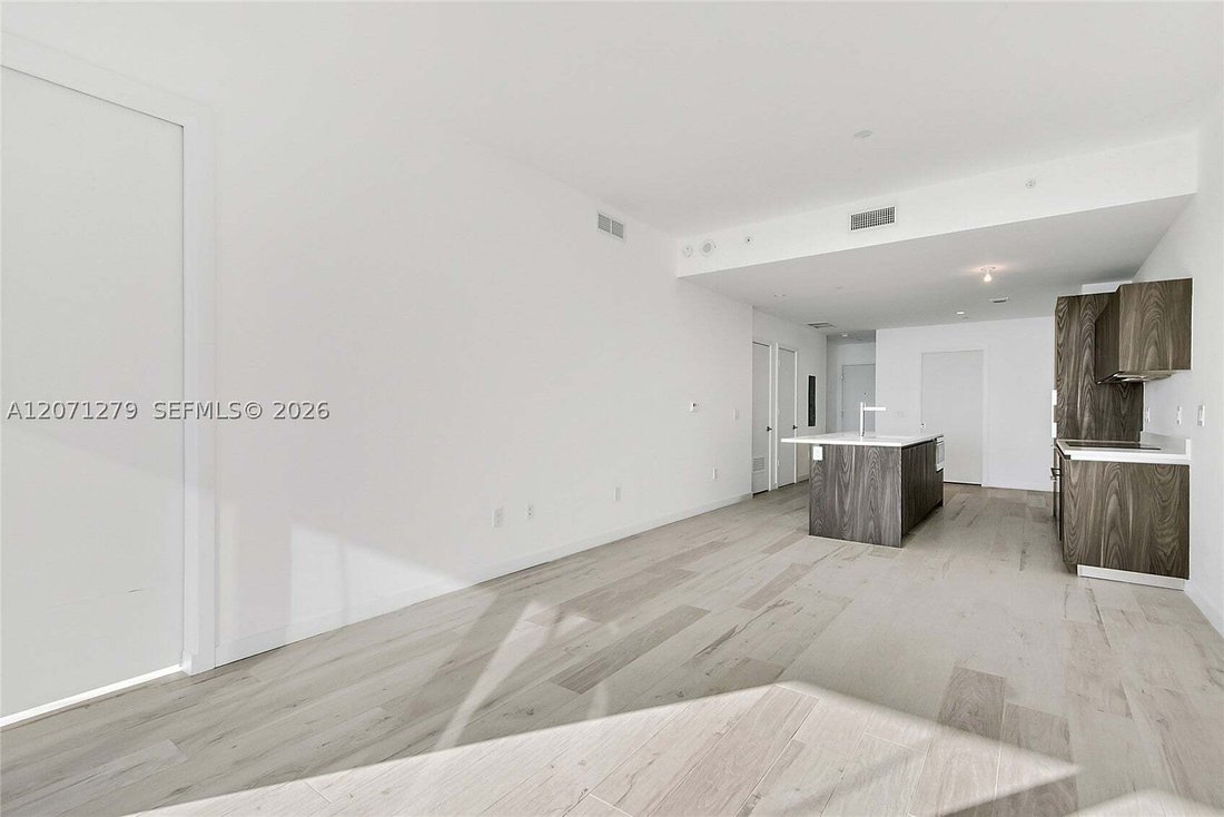 Condo in Miami, Florida, United States 3 - 18659328
