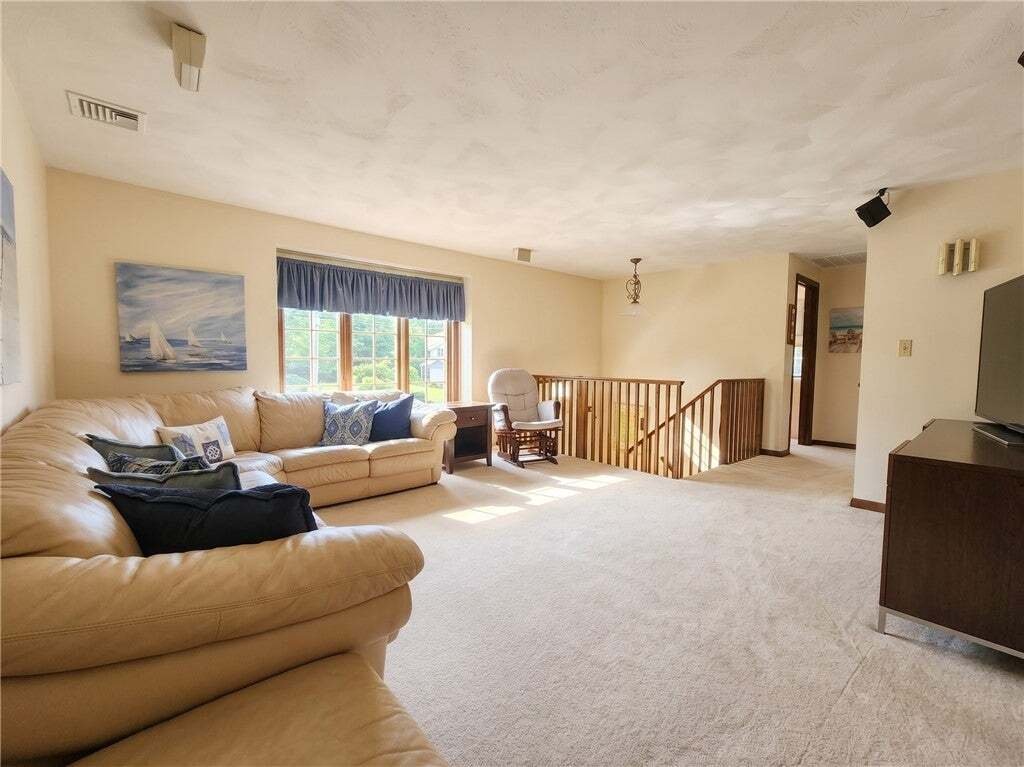 House in South Kingstown, Rhode Island, United States 4 - 18645779