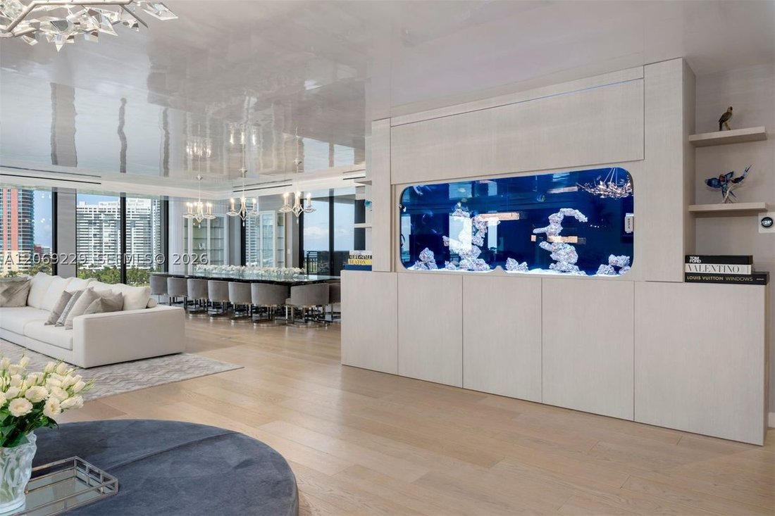 Condo in Miami Beach, Florida, United States 4 - 18659990