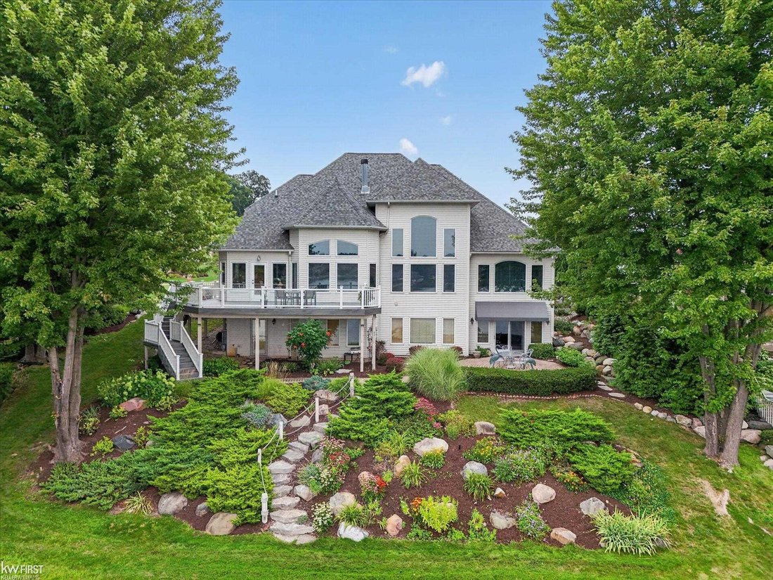 House in Fenton, Michigan, United States 3 - 18663298