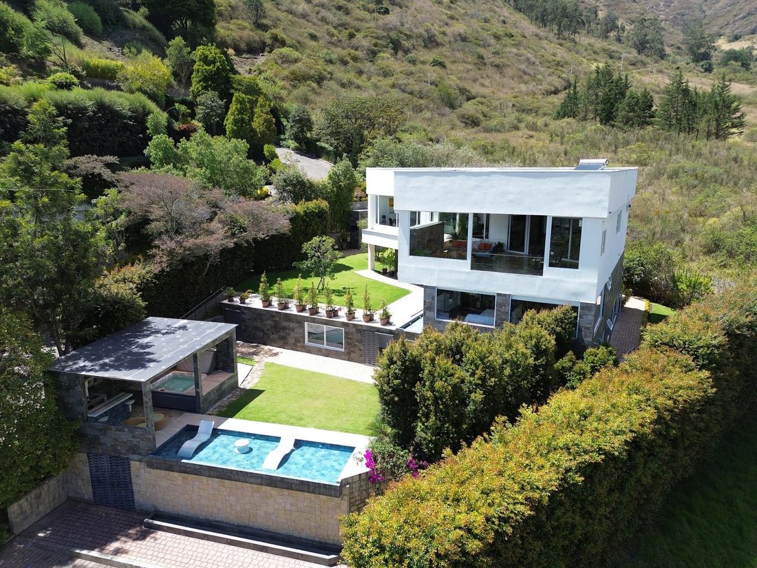 House in Quito, Pichincha, Ecuador 1 - 18660386