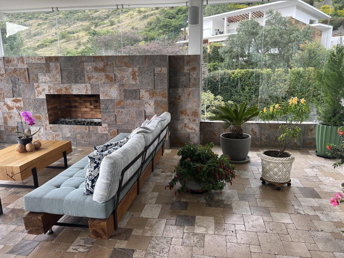 House in Quito, Pichincha, Ecuador 2 - 18661680