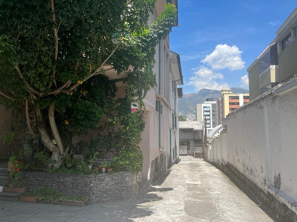 Land in Quito, Pichincha, Ecuador 5 - 18661209