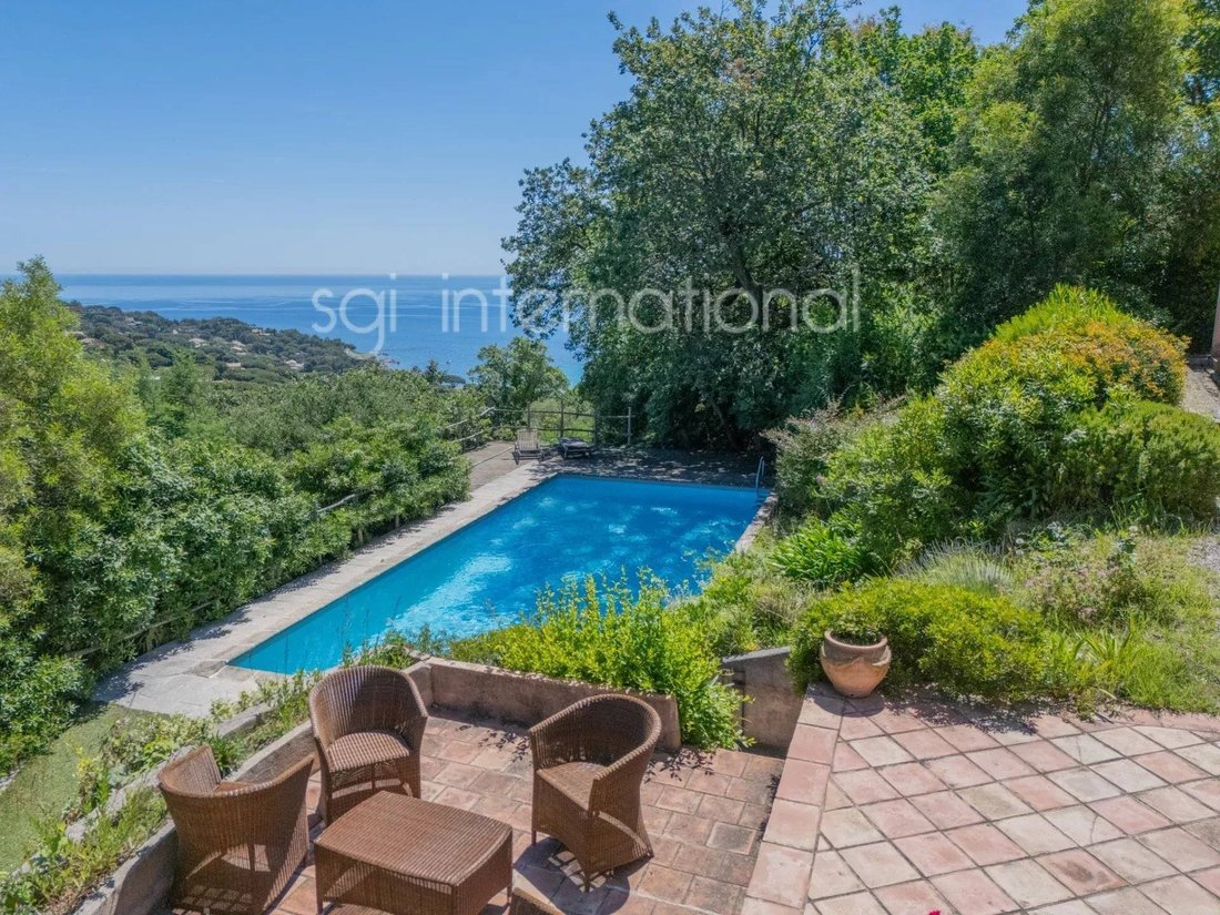 House in Ramatuelle, Provence-Alpes-Côte d'Azur, France 1 - 17707336