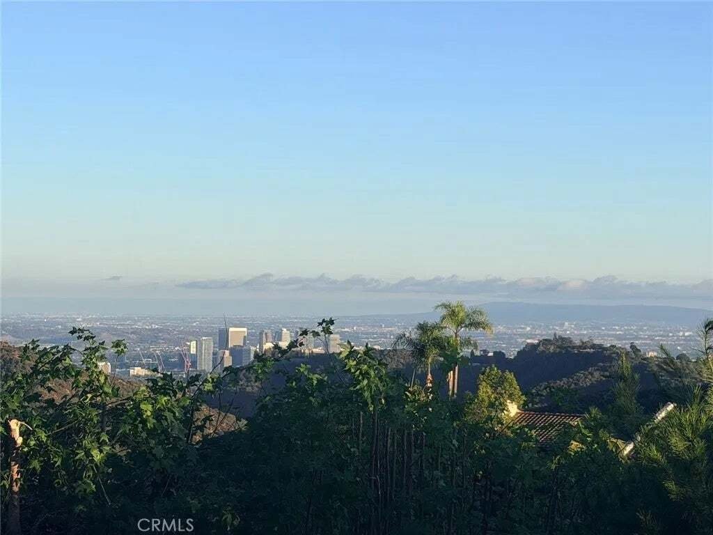 House in Los Angeles, California, United States 4 - 17876010