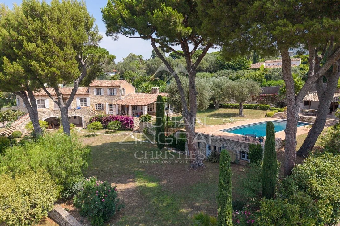 Country House in Antibes, Provence-Alpes-Côte d'Azur, France 5 - 18661077