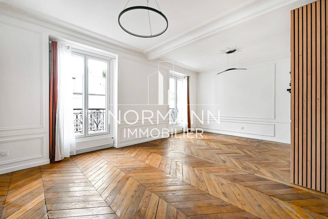 Apartment in Pereire-Malesherbes, Paris 17e Arrondissement, Paris 2 - 15869702