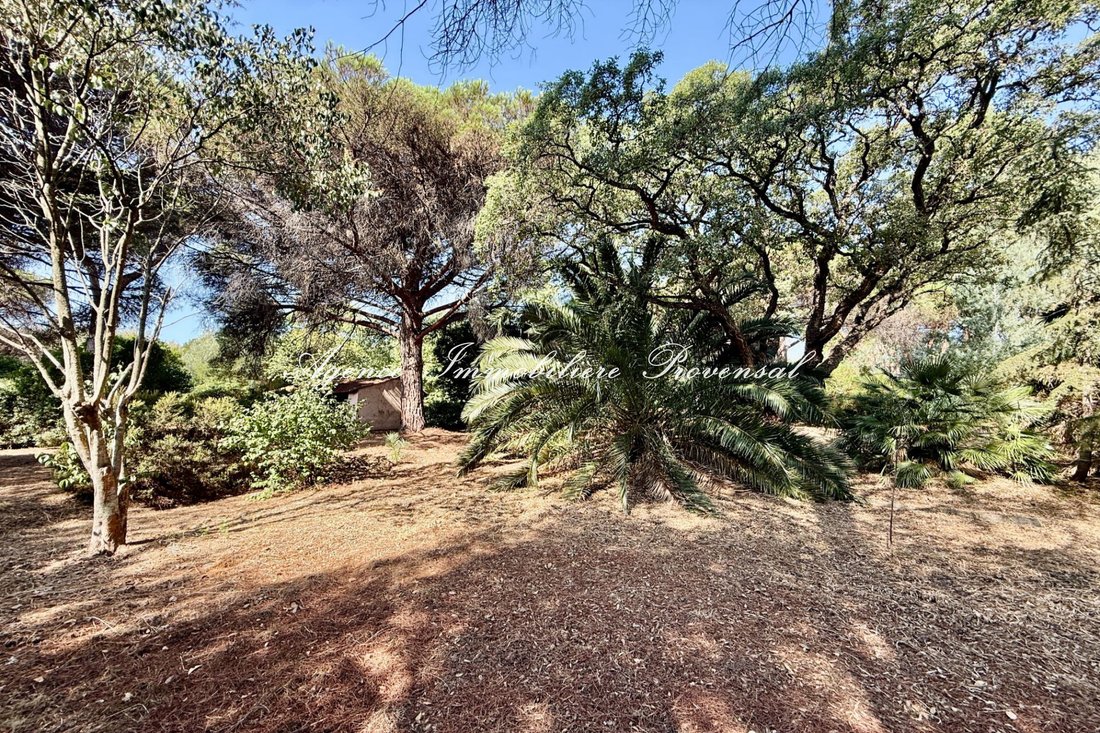 Land in Ville-Les Saquedes-Le Bouillonnet, Sainte-Maxime, France 3 - 18666479