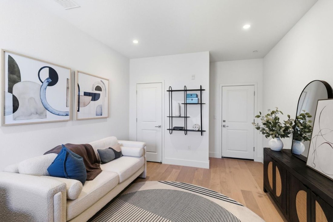 Townhouse in East Palo Alto, California, United States 4 - 18671532