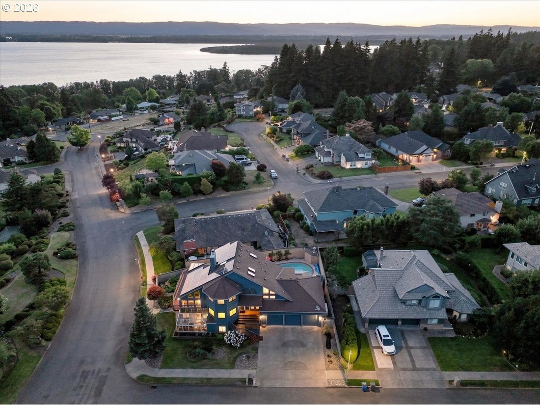 House in Vancouver, Washington, United States 3 - 18670504