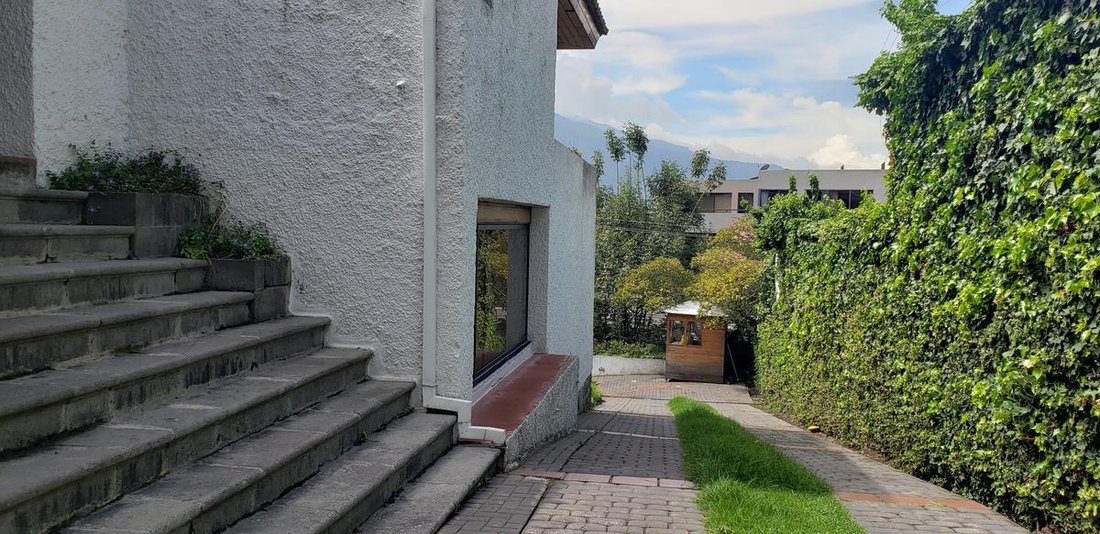 Land in Quito, Pichincha, Ecuador 4 - 18660209