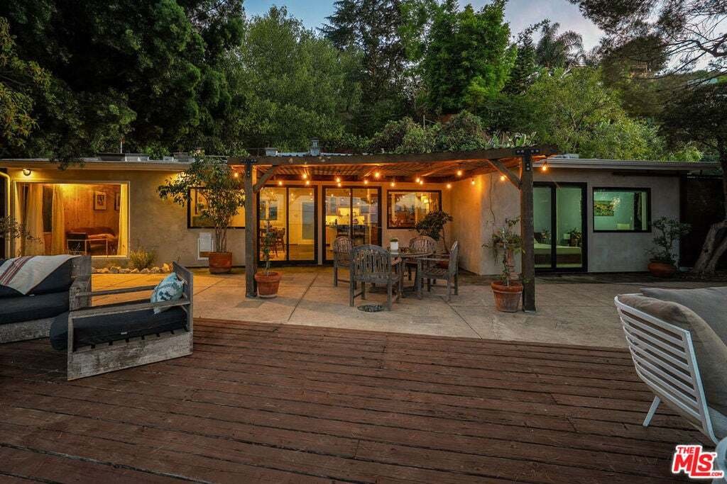 House in Los Angeles, California, United States 1 - 18662018