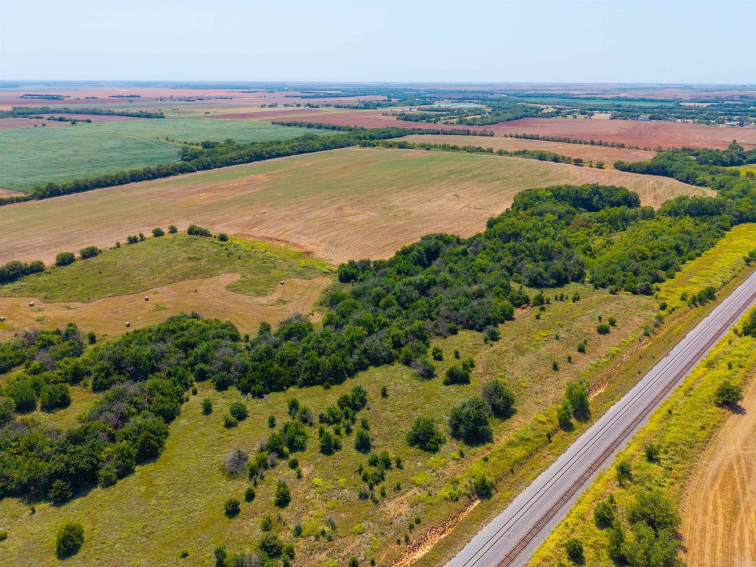 Land in Caldwell, Kansas, United States 5 - 18663263