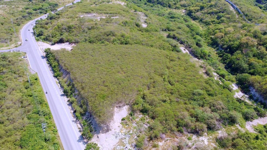 Land in Manta, Manabí, Ecuador 4 - 18660234