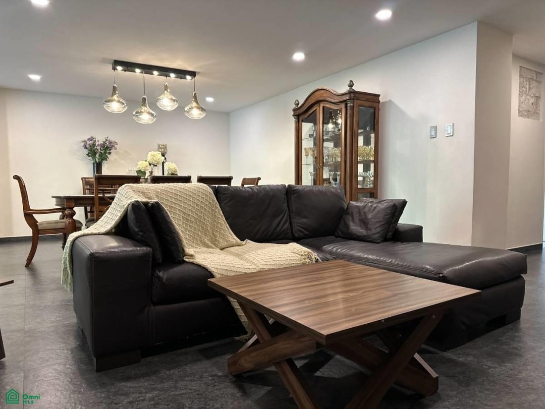 Condo in Santa Catarina Yecahuitzotl, Mexico City, Mexico 1 - 18112398