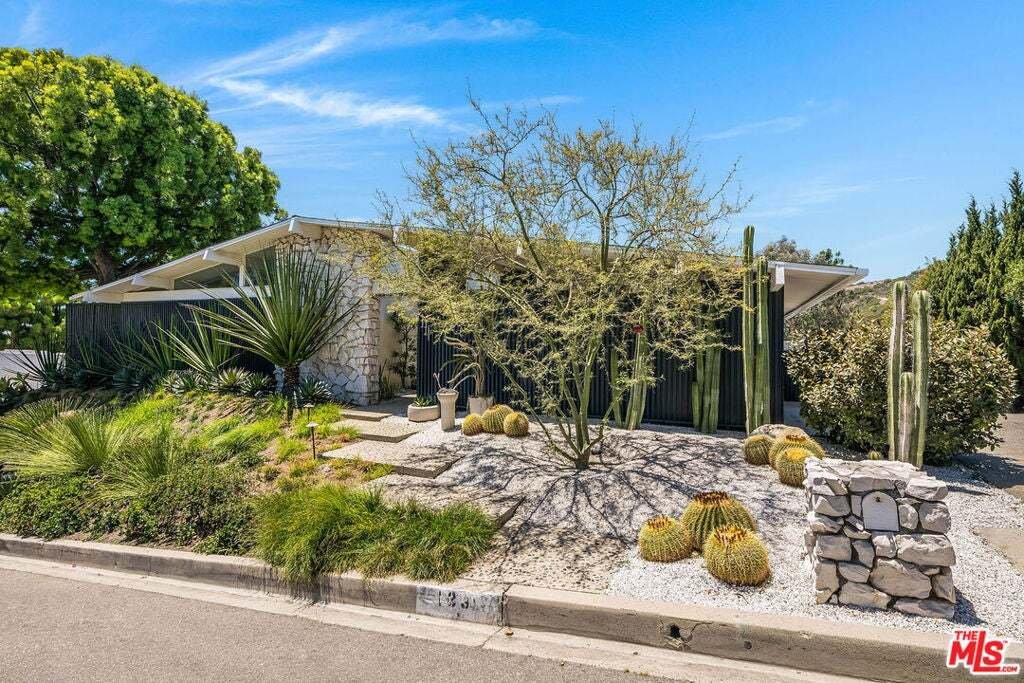 House in Los Angeles, California, United States 2 - 18659354
