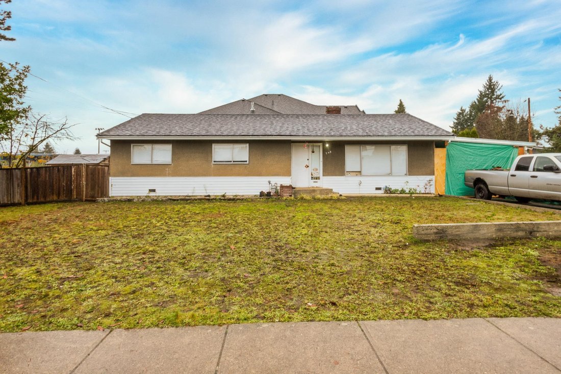 House in Coquitlam, British Columbia, Canada 2 - 18670390