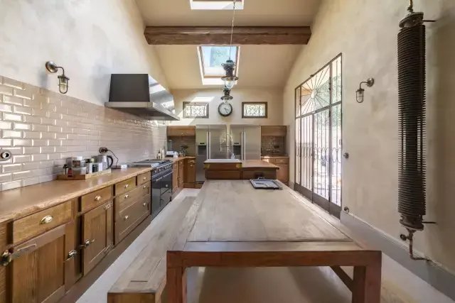 Estate in Cannes, Provence-Alpes-Côte d'Azur, France 5 - 15503086