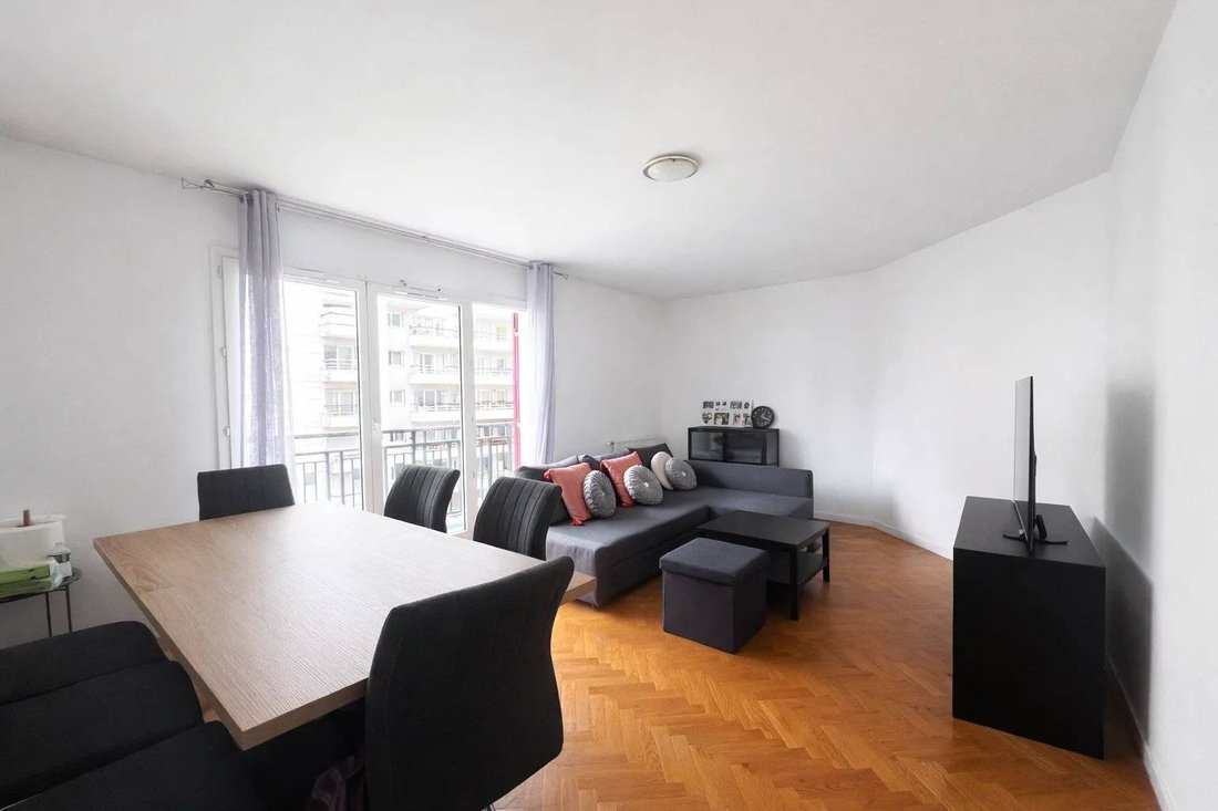 Apartment in Hôtel de Ville, Courbevoie, France 1 - 17440488