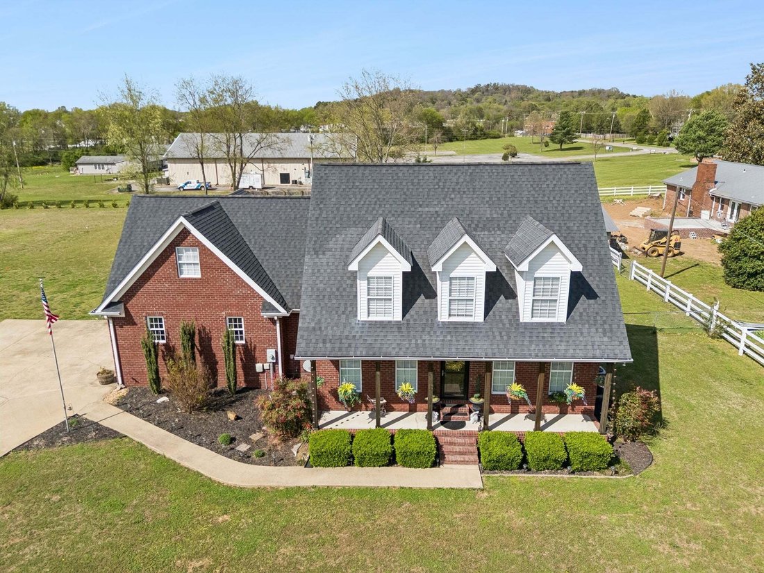 House in Columbia, Tennessee, United States 3 - 18669308