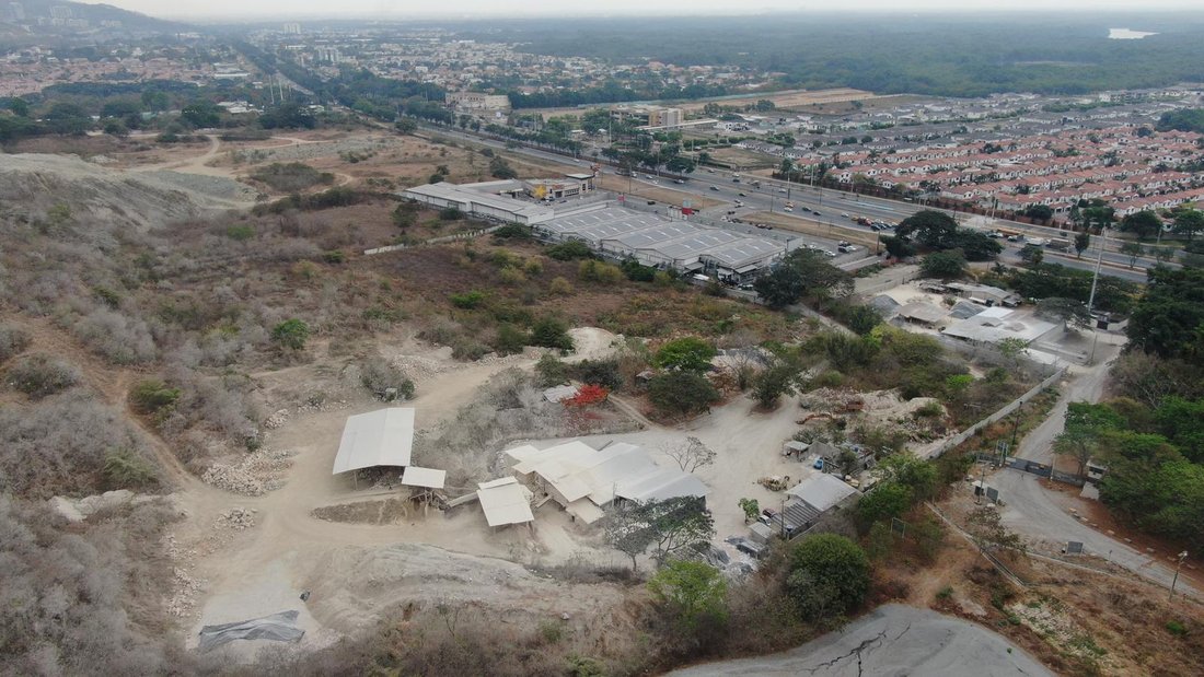 Land in Guayaquil, Guayas, Ecuador 2 - 18660270