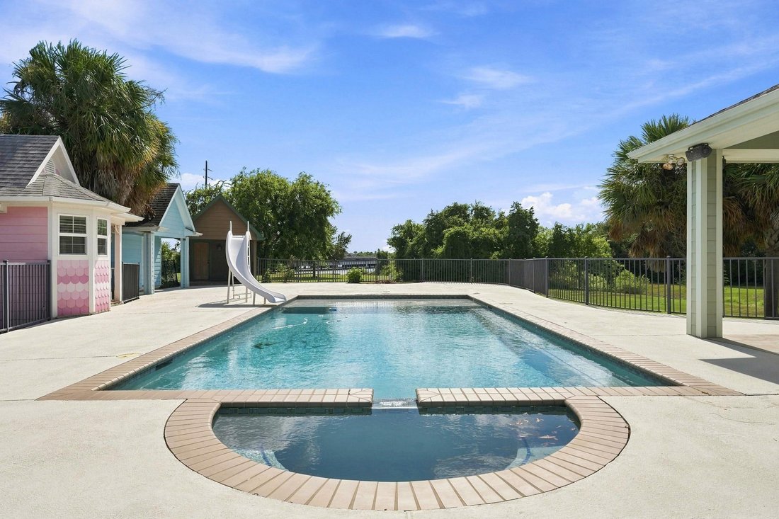 House in Seabrook, Texas, United States 5 - 18664119