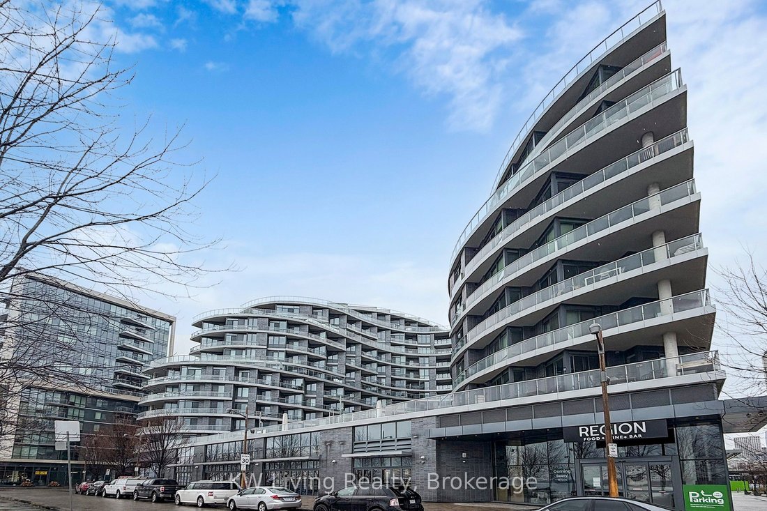 Condo in Toronto, Ontario, Canada 3 - 18659746