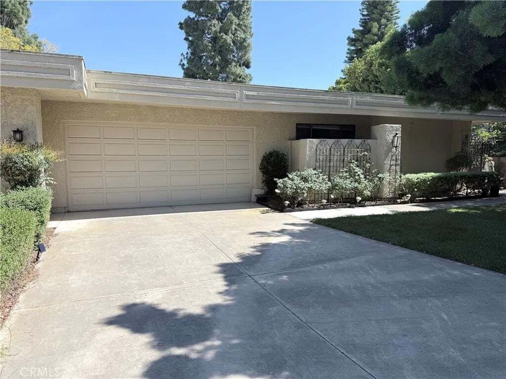 Appartement à Laguna Woods, Californie, États-Unis 1 - 17528451