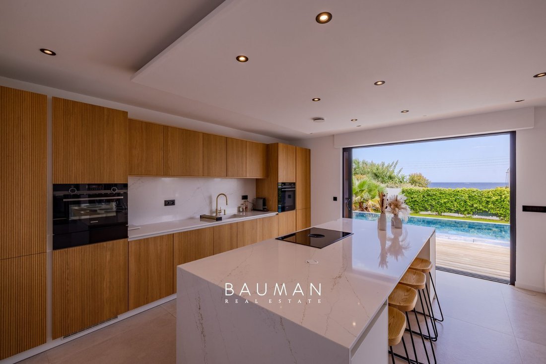 House in Les Issambres, Roquebrune-sur-Argens, France 2 - 18204039
