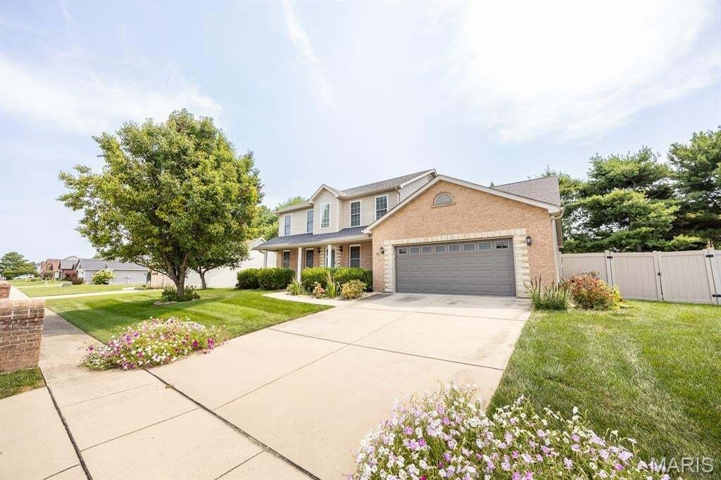 House in O'Fallon, Illinois, United States 2 - 18666253