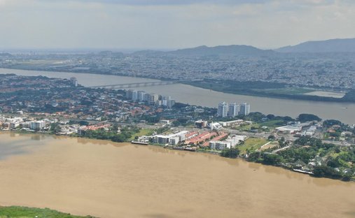 Terreno en Samborondón, Guayas, Ecuador 1