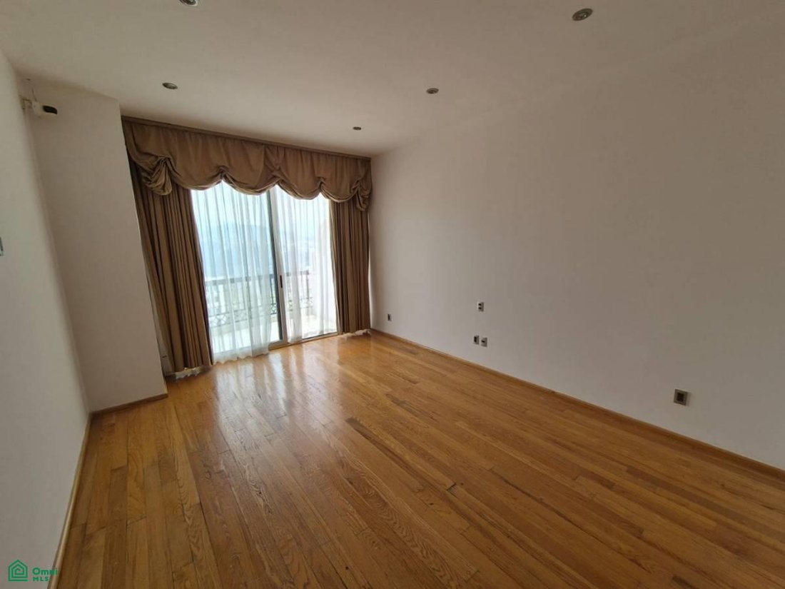 Condo in Jesús del Monte, State of Mexico, Mexico 4 - 18527568