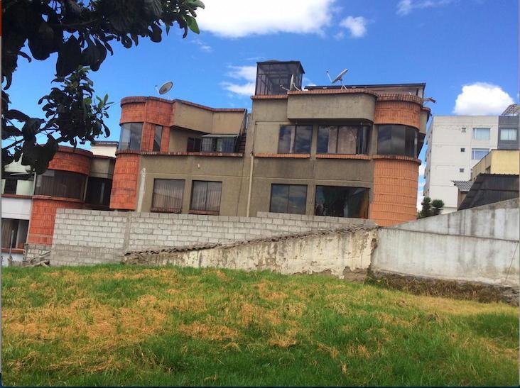 Land in Quito, Pichincha, Ecuador 5 - 18661648
