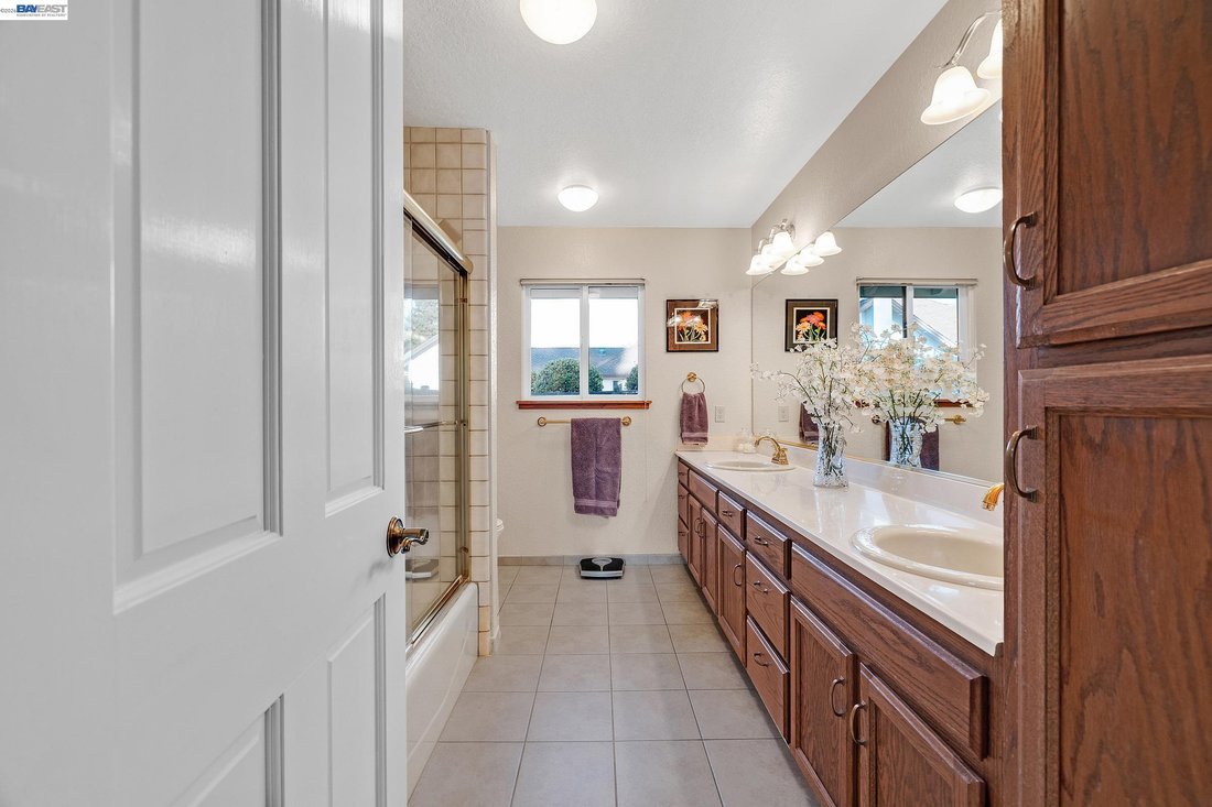 House in Livermore, California, United States 4 - 18666619