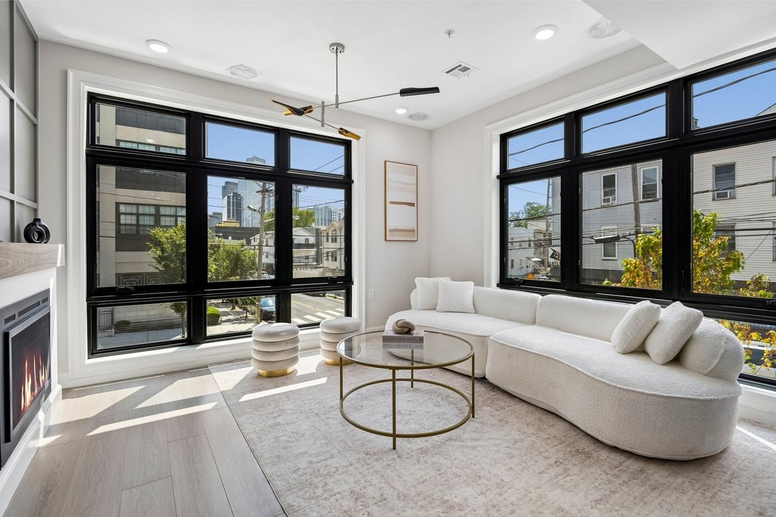 Condo in Jersey City, New Jersey, United States 1 - 18665569